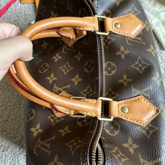 LV Speedy 30 handbag. - Picture 8 of 13